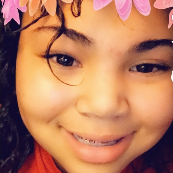 Profile Picture of Briana Hatten (@brihatten1) on Poshmark