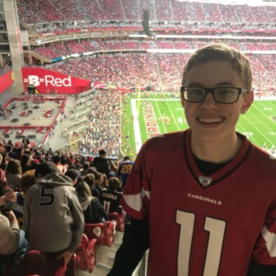Profile Picture of Michael Manny (@michaelmanny98) on Twitter