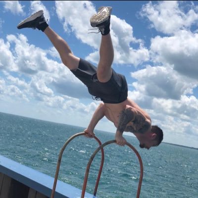 Profile Picture of Kyle Poe (@Uknowkylepoe) on Twitter