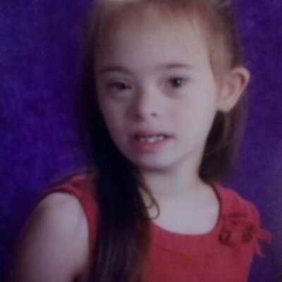 Profile Picture of Elizabeth Lindquist (@@borregomomof6) on Twitter