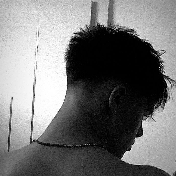 Profile Picture of robert. (@sznrobertt) on Tiktok