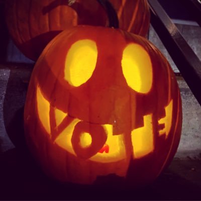 Profile Picture of Fancy Pickle (@diener_nancy) on Twitter