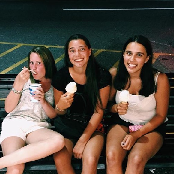 Profile Picture of Justyna Breuler (@jbreuler) on Poshmark