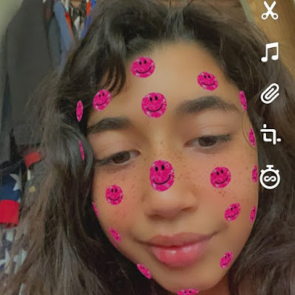 Mohammad Badiei - Poshmark Profile Picture of Mohammad Badiei (@brynslovexo1) on Poshmark