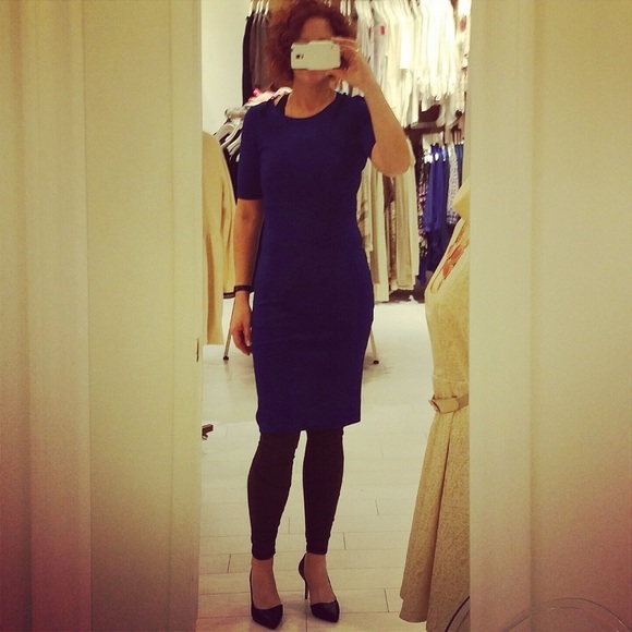 Profile Picture of Devron Lloyd (@devronl) on Poshmark