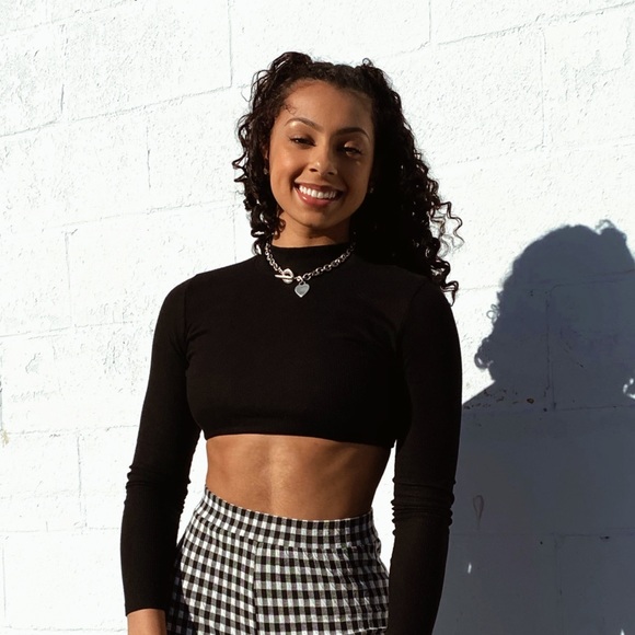 Profile Picture of Kennedy Josephs (@ken_josephs) on Poshmark