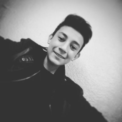 Profile Picture of David Chairez (@10chairez) on Twitter