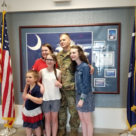 Profile Picture of Bobbie Whitley (@bobbiewhitley52) on Poshmark