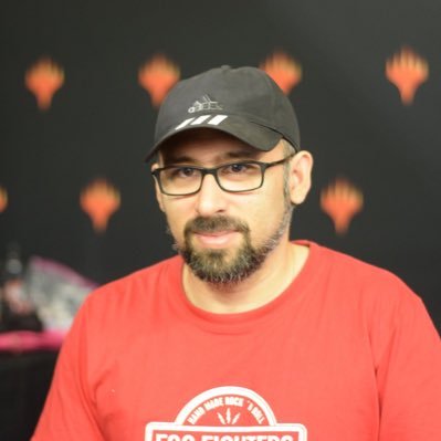 Profile Picture of Daniel Vega (@dav3m) on Twitter