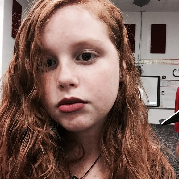 Profile Picture of Erika Scherling (@bluelagoon23) on Poshmark