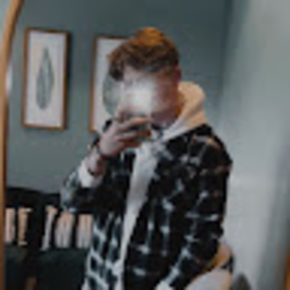 Profile Picture of David Scharich (@10841) on Poshmark