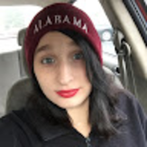 Profile Picture of Sandra Mcdaniel (@sandramcdani345) on Poshmark