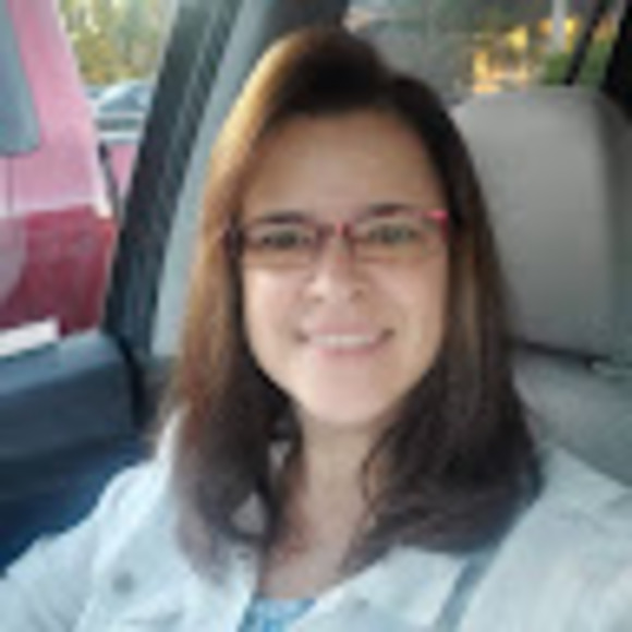 Profile Picture of Miranda Graham (@mgraham0711) on Poshmark