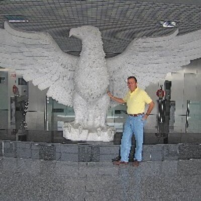 Profile Picture of Joe Peixoto (@@benfica35) on Twitter