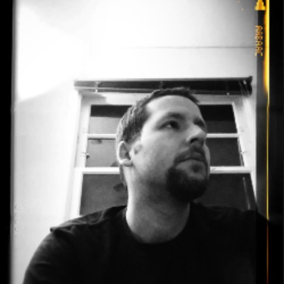 Sean Ressegger - Poshmark Profile Picture of Sean Ressegger (@ressegger) on Poshmark