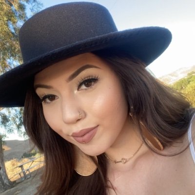 Profile Picture of Nichole Rubio (@nicholerubio3) on Twitter