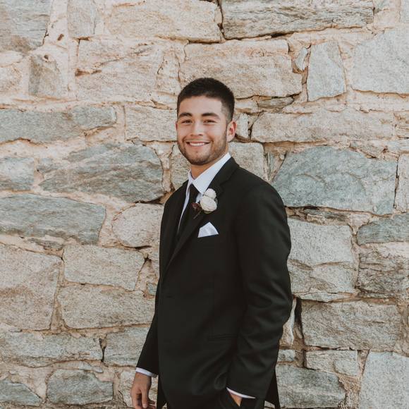 Profile Picture of Diego Tello (@diegot0201) on Poshmark