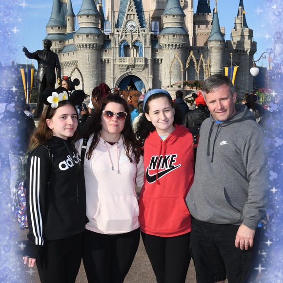 Lisa Baumgarden - Poshmark Profile Picture of Lisa Baumgarden (@diamondsa56) on Poshmark