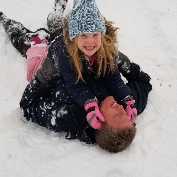 Profile Picture of Renee Hickey (@greneeh) on Poshmark