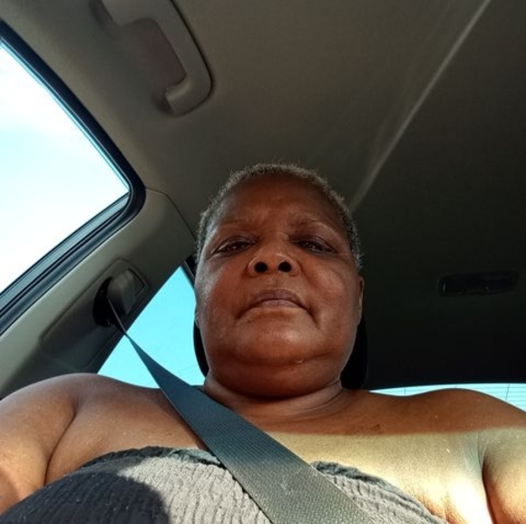Profile Picture of Doris Ailey (@dorisailey60) on Poshmark
