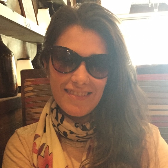 Profile Picture of Victoria Depaulis (@pollita22) on Poshmark