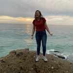 Profile Picture of Caroline Eaton (@carolinereads_eaton) on Instagram