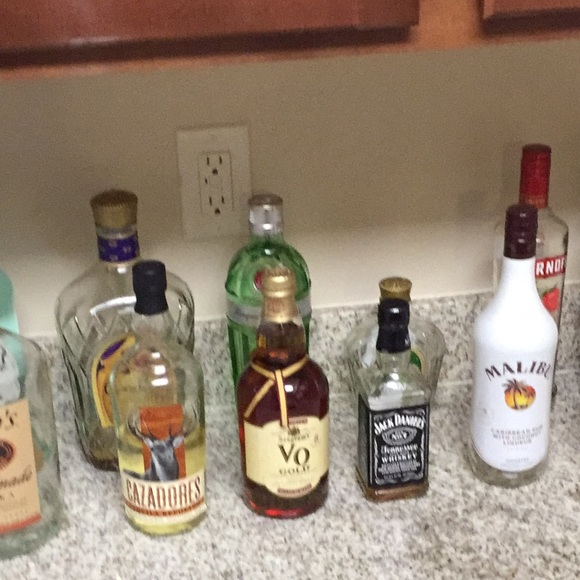 Profile Picture of Kevin Rima (@krima21) on Poshmark