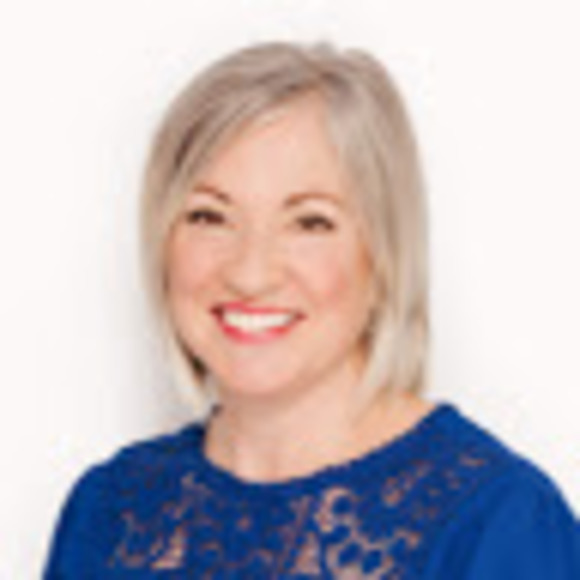 Profile Picture of Gina Stefanelli (@gcstef) on Poshmark