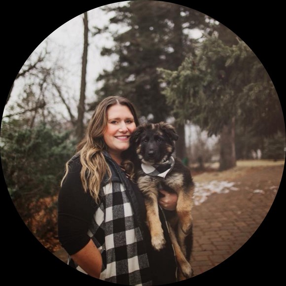 Profile Picture of Crystal Bowen (@crystalbowen595) on Poshmark