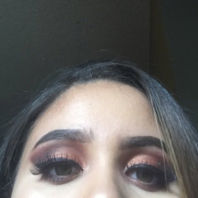 Profile Picture of Amber Bianchi (@amberbuuzz) on Twitter