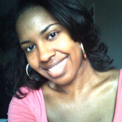 Profile Picture of Crystal (@CrystalOntheGo) on Twitter