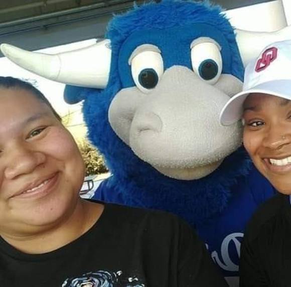 Profile Picture of Makayla Harjo (@makharjo) on Poshmark