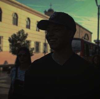 Profile Picture of Aaron Christopher (@KrizRotoQliao) on Facebook