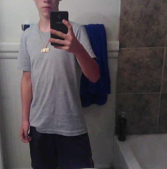 Profile Picture of Chris Hawkins (@hawkinschris970) on Poshmark