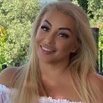 Profile Picture of Amanda Watson (@Amanda-Watson) on Facebook