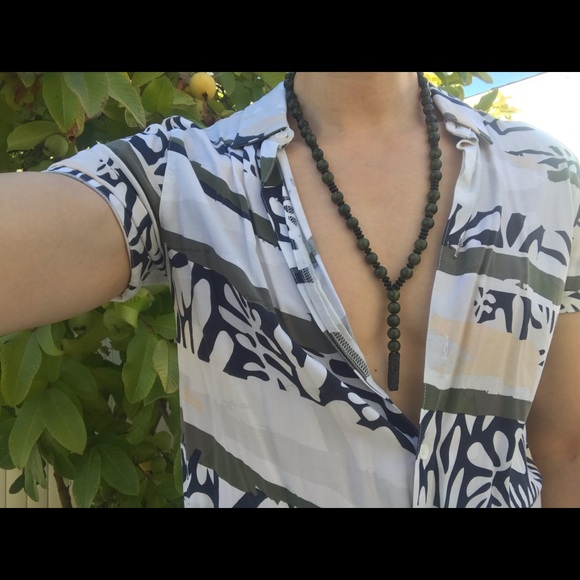 Profile Picture of Brian Uriel (@brian320550) on Poshmark