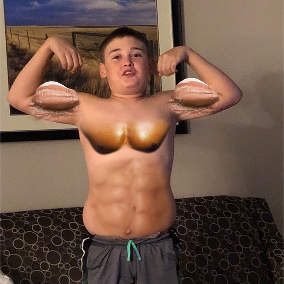 Profile Picture of Cooper Smith (@yourboiiron) on Poshmark