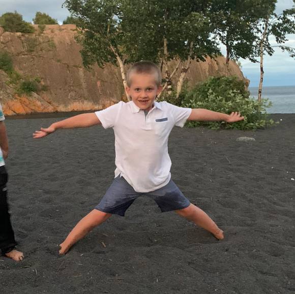 Profile Picture of Jon Van arman (@vanarman83) on Poshmark