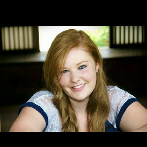 Profile Picture of Caitlin Devine (@horsebabedevine) on Poshmark