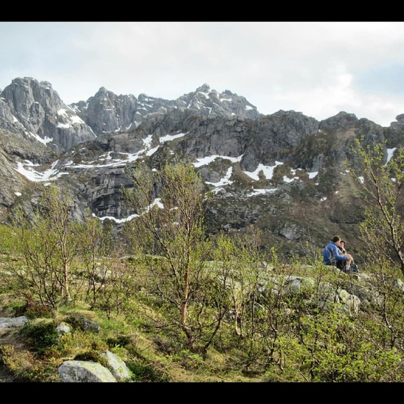 Profile Picture of Rebecca Lepovsky (@rlepovsky) on Poshmark