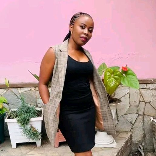 Profile Picture of Rose Duval (@mi355420e4w) on Tiktok