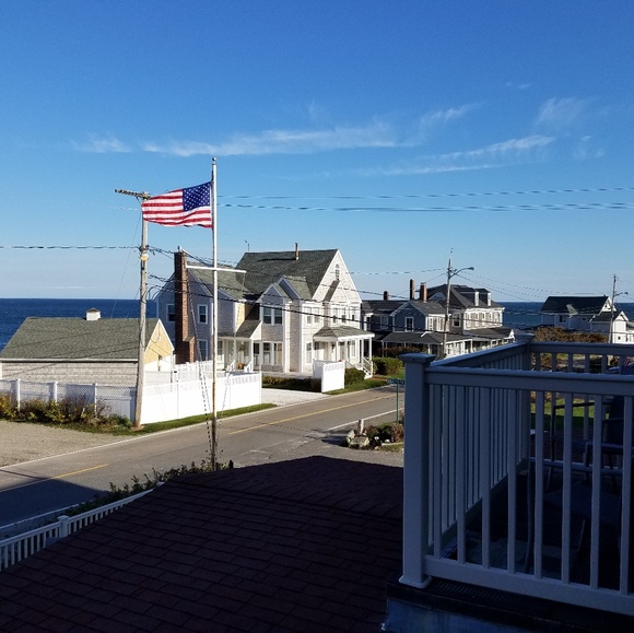 Profile Picture of Paula Reardon (@preardon791) on Poshmark