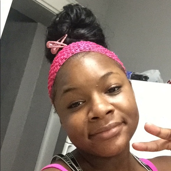 Profile Picture of Alexis Cathey (@alexis1038) on Poshmark