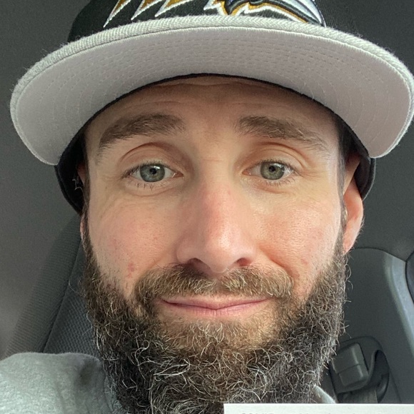 Profile Picture of Danny Harman (@dharman617) on Poshmark