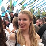 Profile Picture of Vanessa (@vanessavanwalter) on Instagram