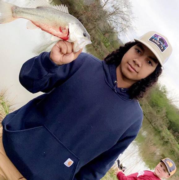 Profile Picture of Gonzalo Ramirez (@gonzaloramirezz) on Poshmark