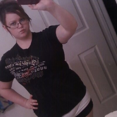 Profile Picture of ~Mika*Belle~ (@SoCal_Sweetie1) on Twitter