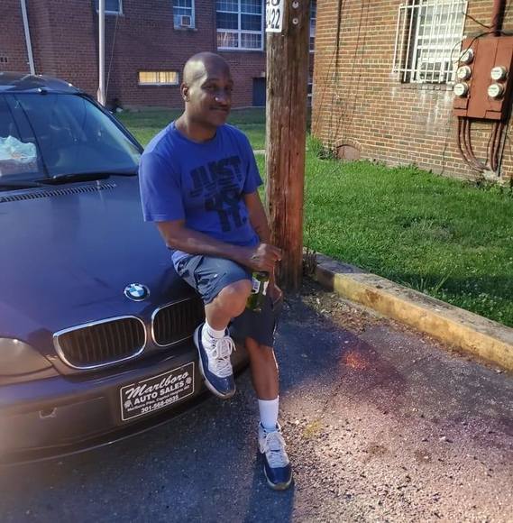Profile Picture of Gary Perry (@garyperry467) on Poshmark