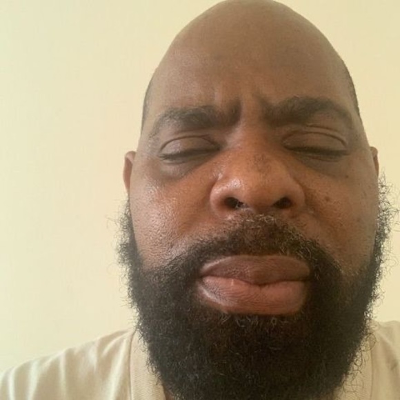 Profile Picture of Daniel Presson (@pressond3) on Poshmark