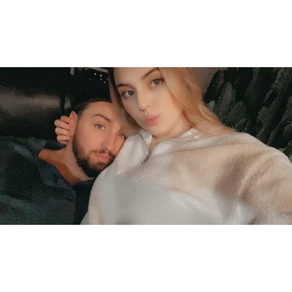 Profile Picture of Jade Silva (@jadesilva8) on Poshmark